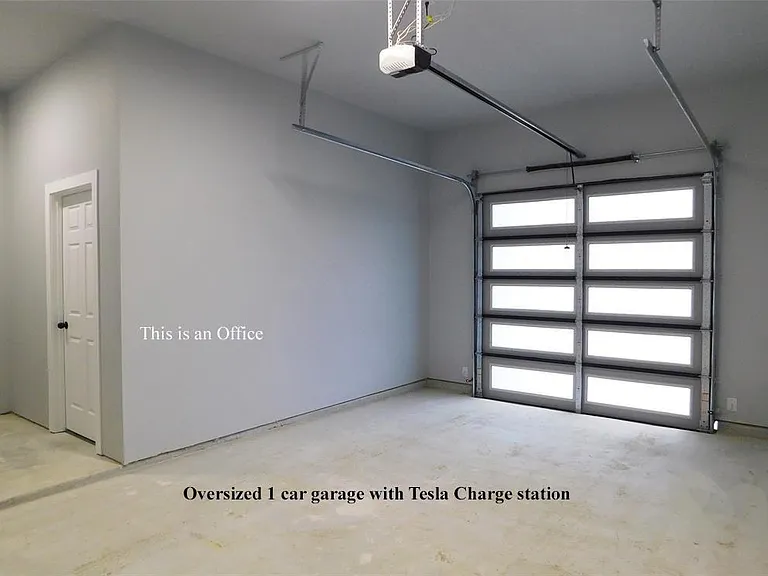 207 Laurel Ln — Photo 18