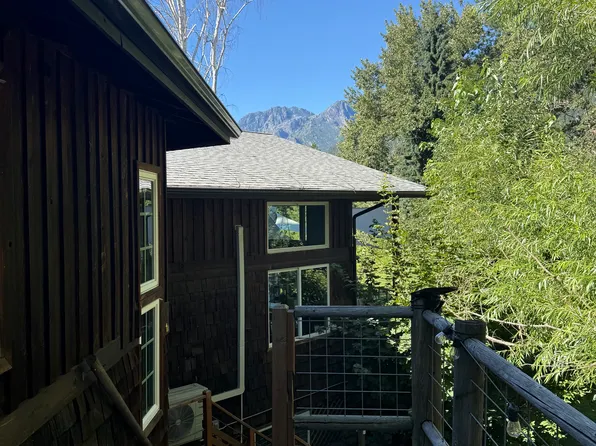 198 Joyful Pl, Leavenworth, WA 98826
