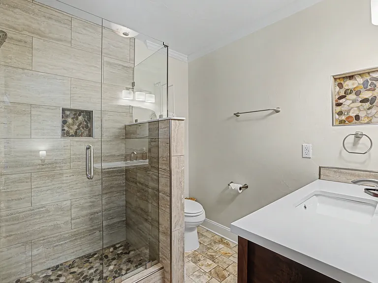 3231 N Shannon Lakes Dr — Photo 9