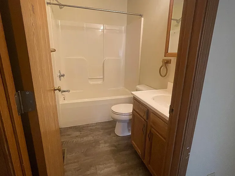 218 Southern Dr — Photo 7