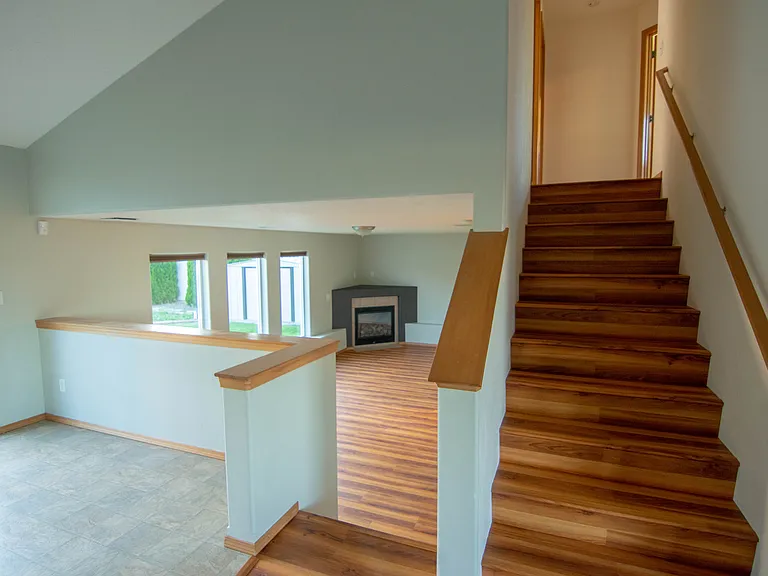 2204 Sunrise Dr — Photo 5