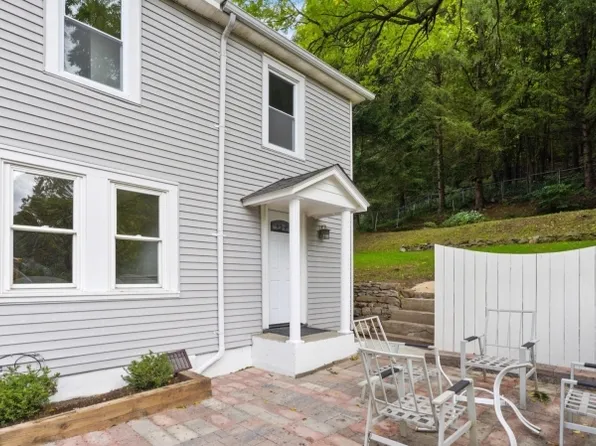 41 Academy St, Oxford Twp., NJ 07863