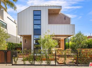 822 Superba Ave, Venice, CA 90291