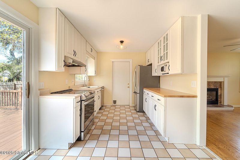2nd image of 2 Plymouth Avenue #A