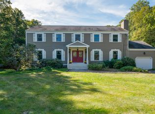 57 Dean Rd, East Lyme, CT 06333