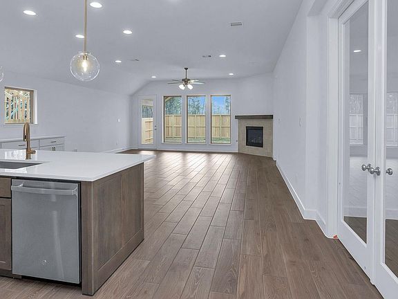 7th image of this home