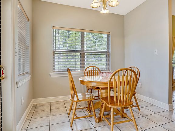5th image of 59268 Pine Bay Ln