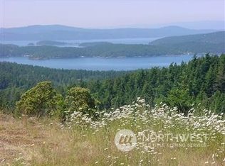 183 Maria Ln, Eastsound, WA 98245