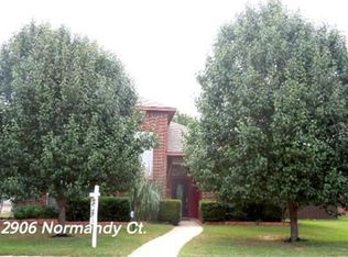 2906 Normandy Ct, Euless, TX 76039