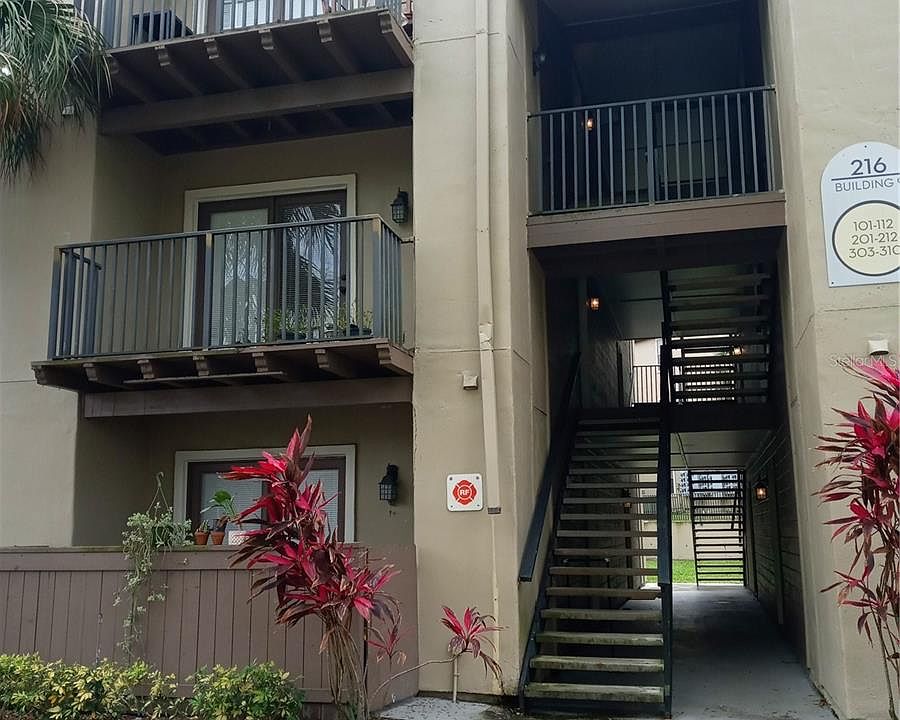 1st image of 216 Afton Sq Unit 208