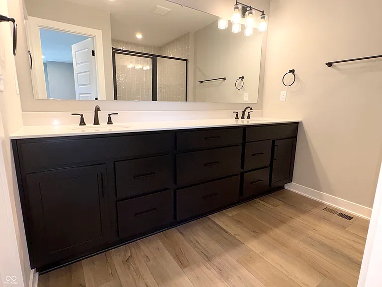 418 Elite St — Photo 22