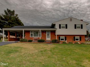 4714 Arcadia Dr NW, Roanoke, VA