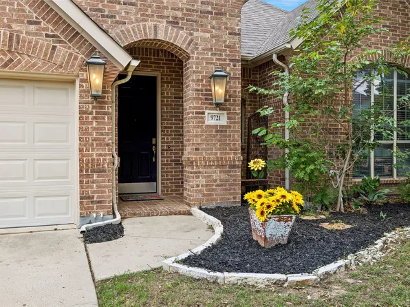 9721 Sam Bass Trl, Fort Worth, TX 76244