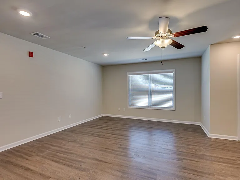 Woodberry Apartments — Photo 32