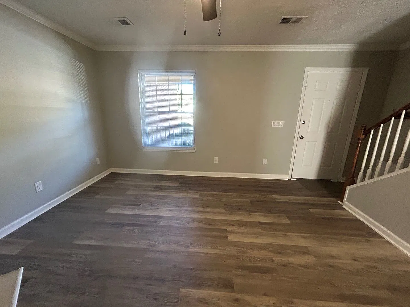 West Columbia Townhome Convenient To Airport, Lexington, and Downtown Columbia — Photo 3