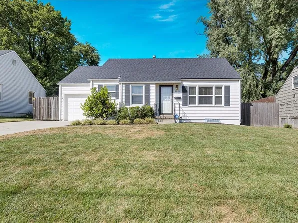 5400 W 51st St, Roeland Park, KS 66205