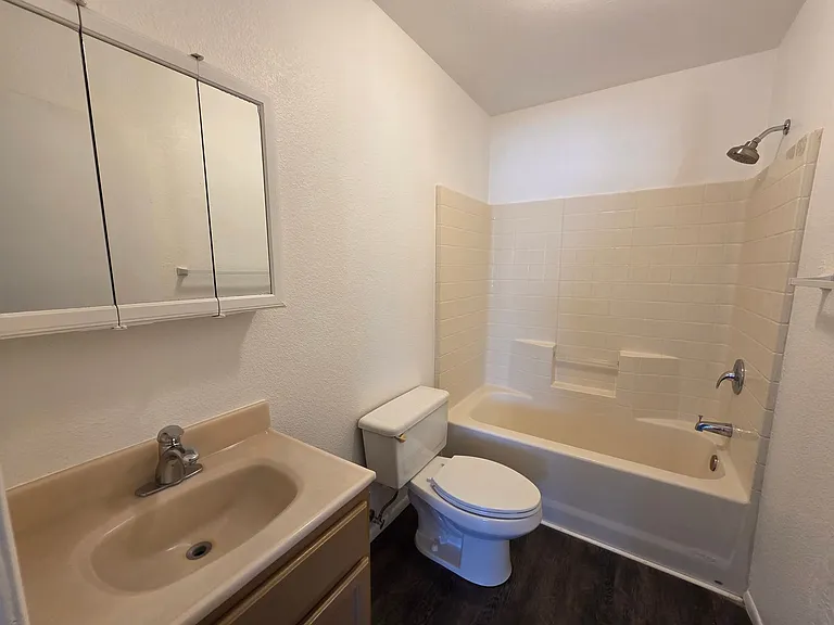 346 Rio Grande Ct — Photo 17