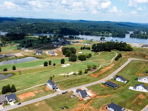 805 Black Bear Cir, Loudon, TN 37774