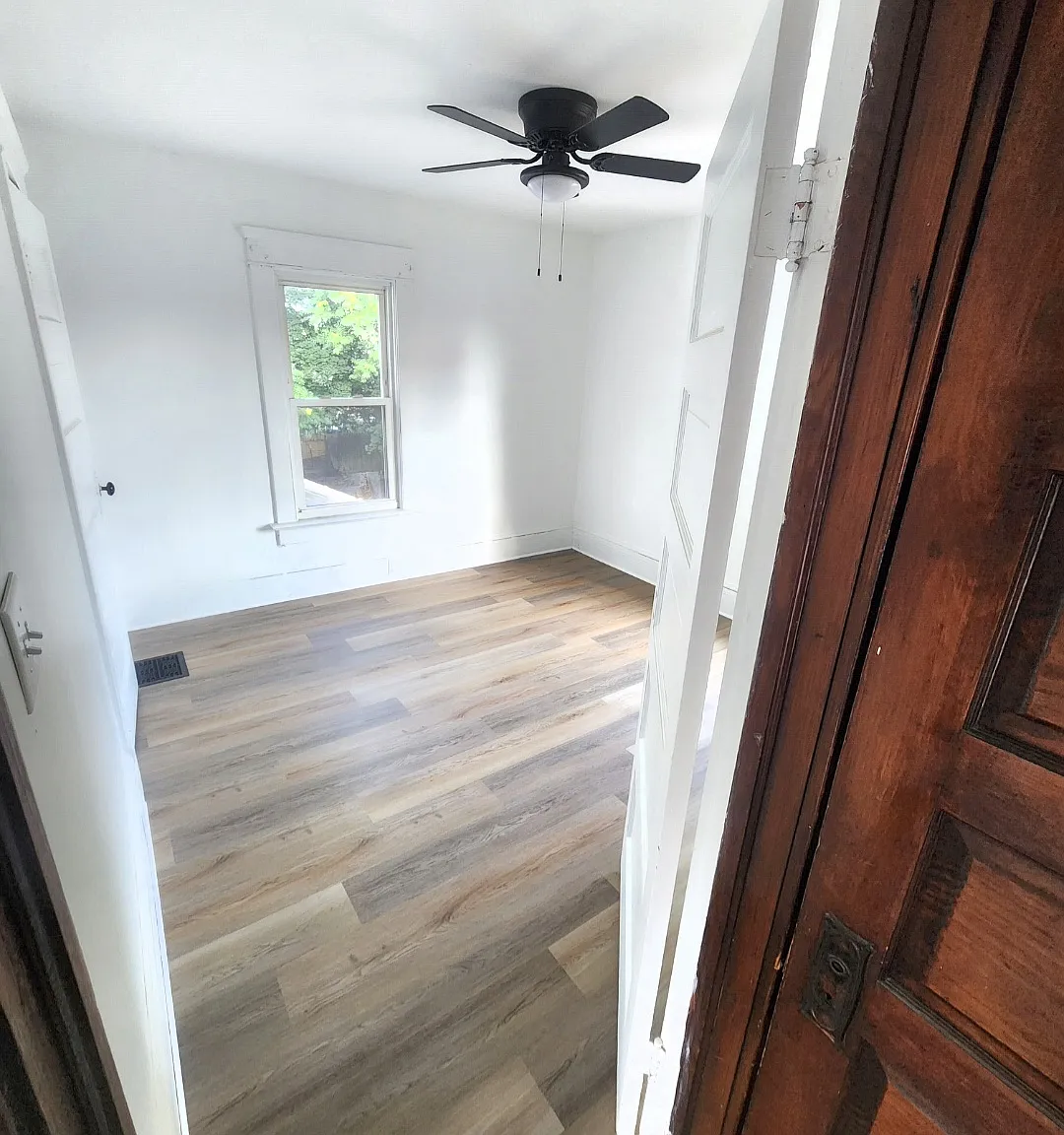 3 bed, 1720 sqft, $1,400 — Photo 2