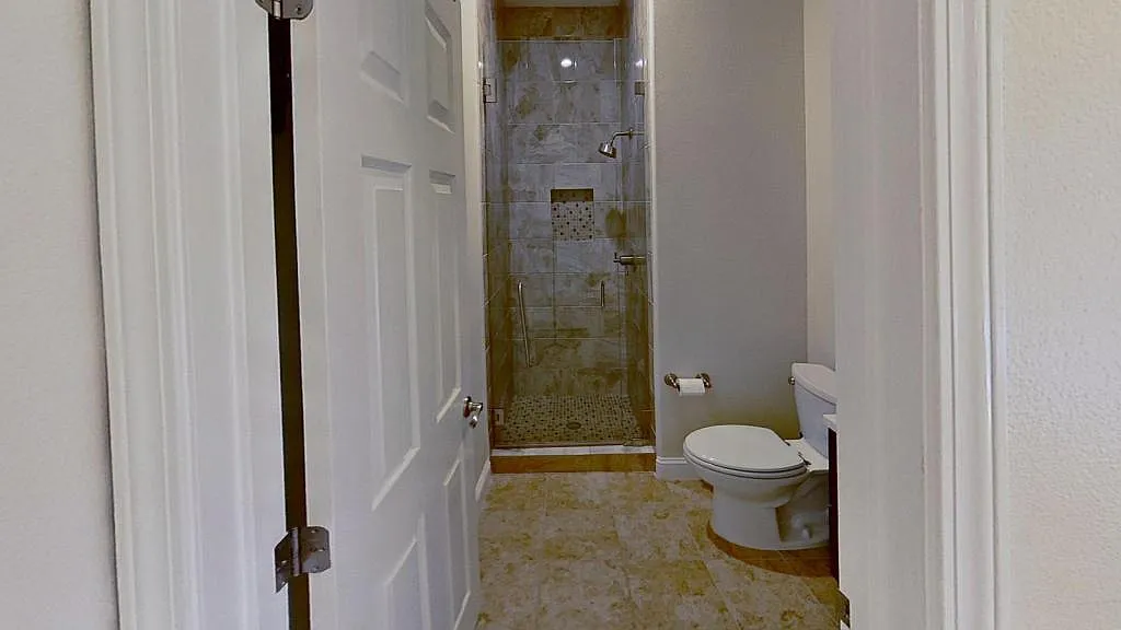1042 Chalcedony Terrace — Photo 4