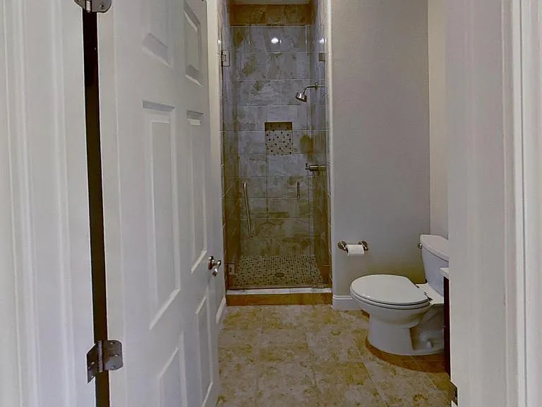 1042 Chalcedony Ter — Photo 4