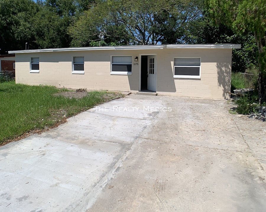 1st image of 1175 Maxey Dr