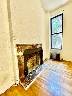 258 West 22nd Street #1E in Chelsea, Manhattan | StreetEasy