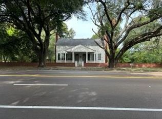702 Church St, Pt Gibson, MS 39150