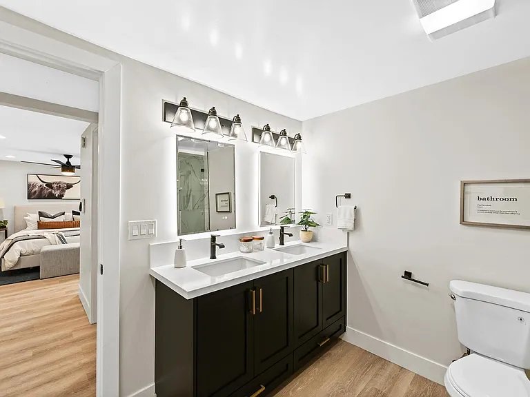 1162 Erica St — Photo 10