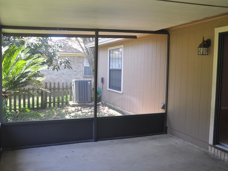 1st image of 1239 Bay Breeze Dr