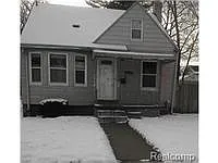 1427 Pearson St photo 1