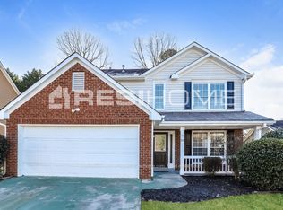 210 Oak Vista Ct, Lawrenceville, GA 30044