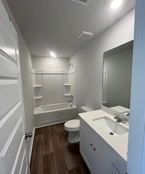 2110 Osprey Isle Ln SW — Photo 17