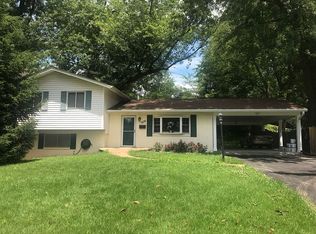 7810 Kalorama Rd, Annandale, VA 22003