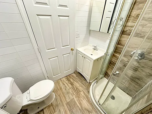 Rented by Bruma Realty LLC | media 11