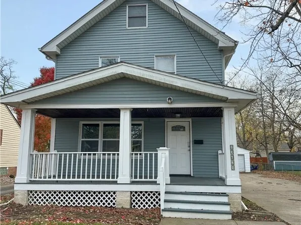 23625 Clifford Dr, North Olmsted, OH 44070