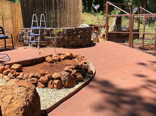 13758 Narrow Gauge Dr, Grass Valley, CA 95945