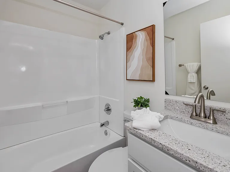 2215 Fairfax Rd #2215 — Photo 15