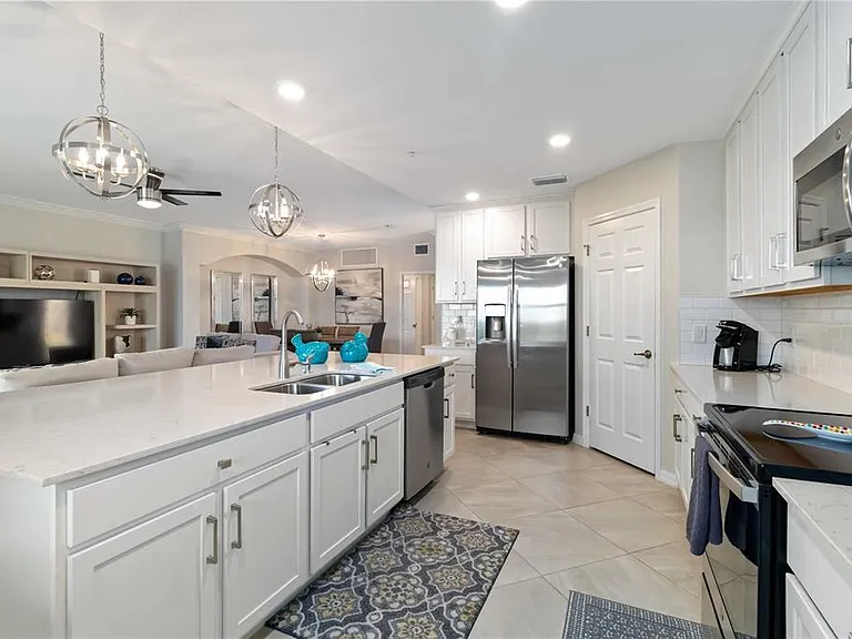 10805 Tarflower Dr #101 — Photo 14