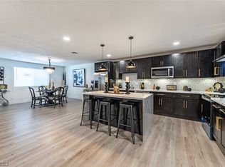 4451 Paseo El Rio Dr, Paradise, NV 89121