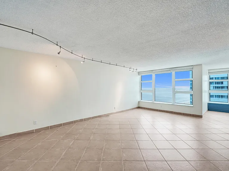 1620 S Ocean Blvd #14D — Photo 1