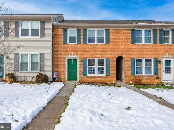 106 Stonecrest Ct, Stevens, PA 17578