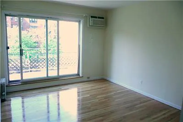 Rented by Mark David | media 16