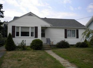 40 Osborne Ter, Springfield, MA 01104