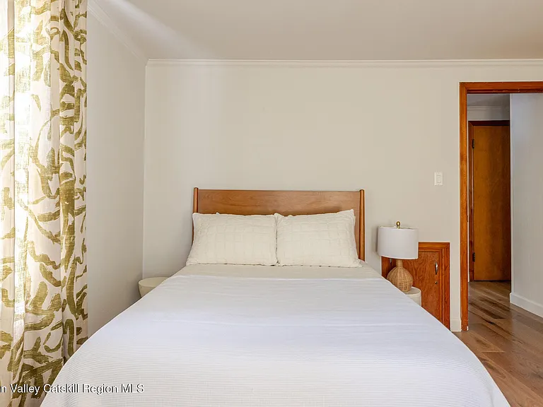 37 Harry Howard Ave — Photo 8