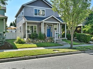 1043 Rustler Peak St, Central Pt, OR 97502