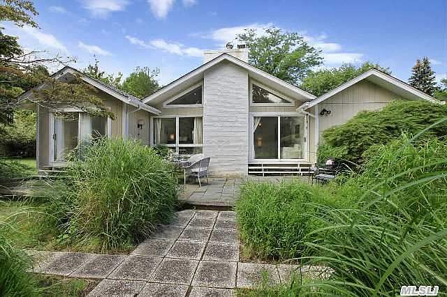 1st image of 7 Margarets Dr