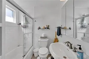 622 Jena St — Photo 9
