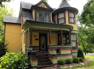 818 W Rollins Rd, Columbia, MO 65203