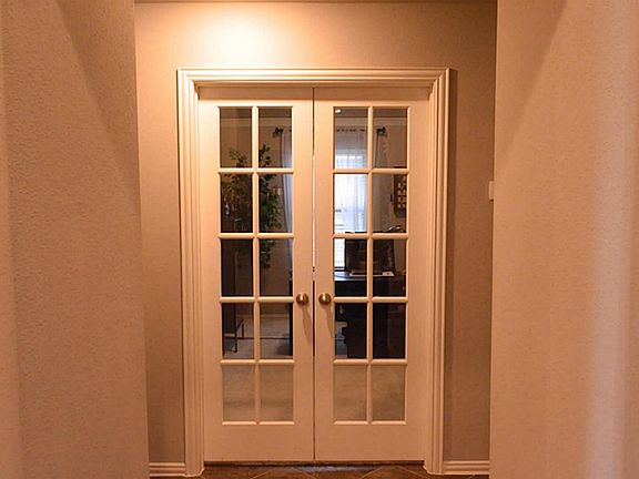 4th image of 28835 Thornbird Ct